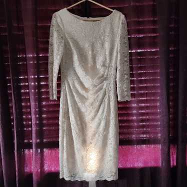 Jessica Howard Cream Ruched Sheath Dress