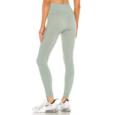Set Active X Revolve Leggings Nwot