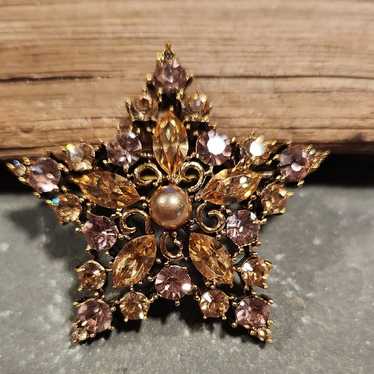 Graziano vtg brooch - Gem