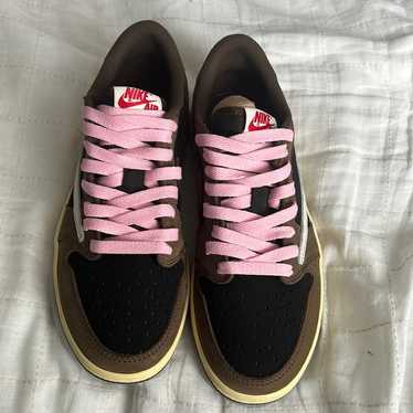 Travis Scott X Jordan 1 Low 'Mocha'