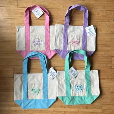Trader Joe's Canvas Set Of 4 Pastel Spring Tote B… - image 1
