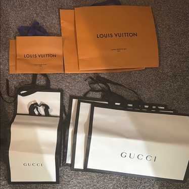 【グッチ・GUCCI】SHOPPING BAGS Gucci shopping bags and - Gem