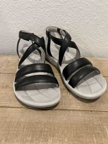 Clarks Cloudsteppers Black Strappy Sandals Women’s