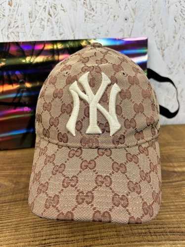 Gucci★素敵！NY Yankees GG Logo Leather Baseball Cap Hat Gucci Men's NY Yankees GG Logo Leather Baseball Cap Hat Blue