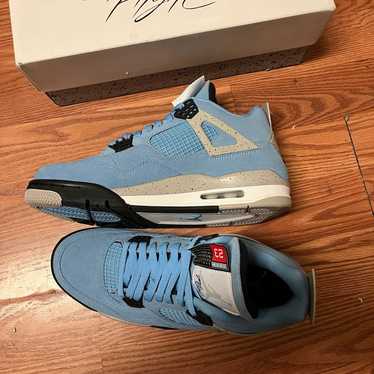 Jordan 4 Unc - Gem