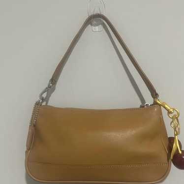 バッグ Coach Baguette Hampton Semi Demi Bag Y2K Coach Baguette Hampton Semi Demi Bag Y2K G99 | eBay