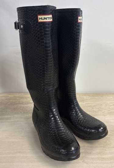 ハンター　W ORG TALL BT REFINED B STRAP （BLK） Amazon.com | Hunter Refined Tall Studded Back Strap Boot