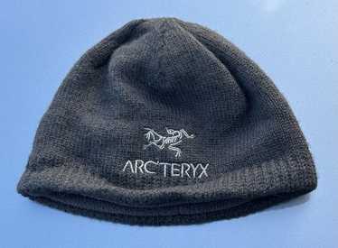 Bird head toque - Gem
