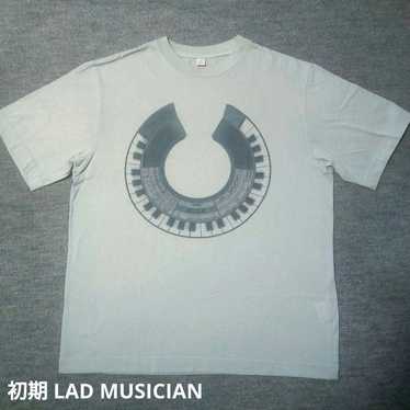 Lad musician 2000s lad - Gem