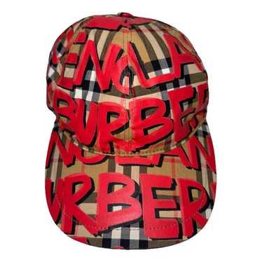 Burberry キャップ　LOVE リカルドティッシ　チェック　グラフィティ Burberry Love print vintage check cap