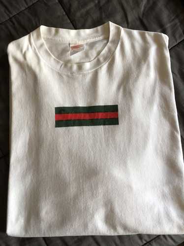 名作 SUPREME Box Logo Tee GUCCI 2000 Supreme Gucci Box Logo Tee Set of 3 (2000) In the year 2000