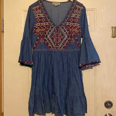 Rockin ‘ C Embroidered V Neck Dress