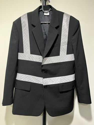【関税込み】VETEMENTS 'Logo Embroidered' blazer VETEMENTS logo-embroidered Blazer | Black | FARFETCH
