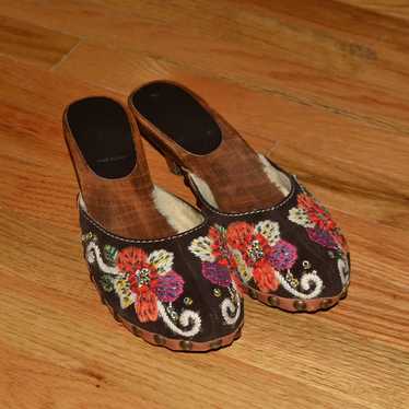 サンダル・ミュール MIUMIU CAMEL LEATHER CLOGS Miu Clogs | eBay