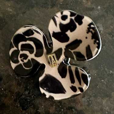 【超美品】ALEXANDRE DE PARIS カメリアブラックピンク ALEXANDRE DE PARIS アレクサンドル ドゥ パリ バレッタ CAMELIA