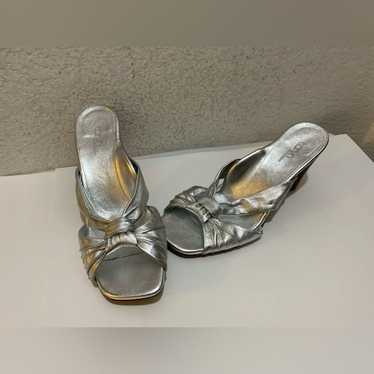 Taryn By Taryn Rose Justify Metallic Silver Slide 