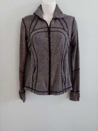 Lululemon Define Jacket Size 6 - Gem