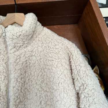 Mod Ref - Cream Crop Sherpa Jacket - Size Small