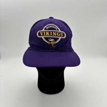 Vintage sports specialties circle - Gem
