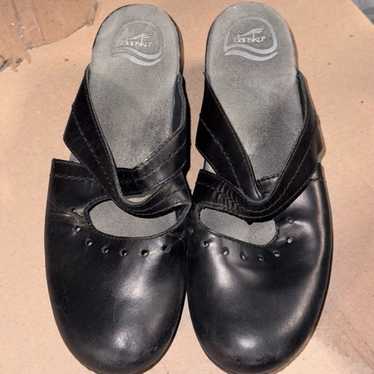 Dansko Leather Clogs Mules Size 9.5- 10 /40 Black