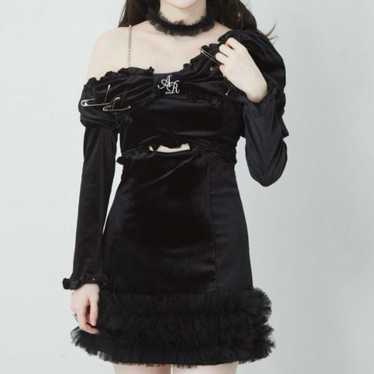 Ank Rouge One-Shoulder Ribbon Dress