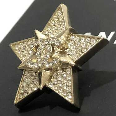 CHANEL　スター ブローチ　ココマーク刻印有り　星形 ヴィンテージ　レア CHANEL スター ブローチ ココマーク刻印有り 星形 ヴィンテージ レア