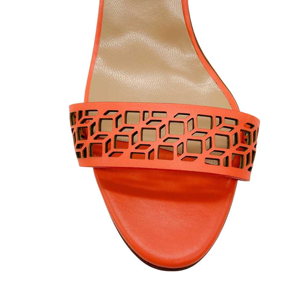 サンダル・ミュール Manolo Blahnik Tingah Laser-Cut Leather Sandals Manolo Blahnik Circle-Cut Leather Flat Slide Sandals