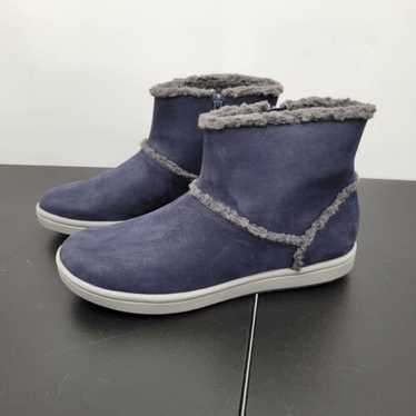 CLOUDSTEPPERS by Clarks Womens 8M Blue Faux Fur An