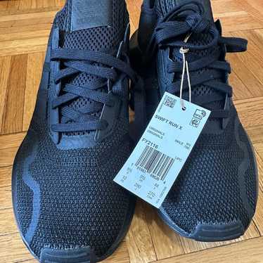 Adidas Black Swift Run X Sneakers
