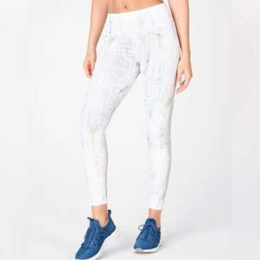 Powerhold Made Fabletics- White Reflective Crackle