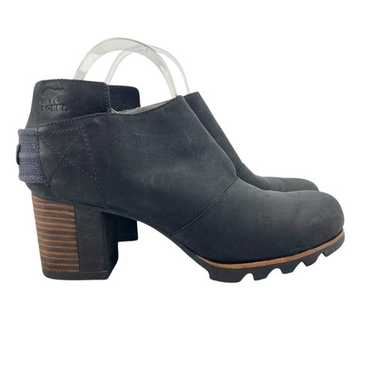 sorel addington strap bootie