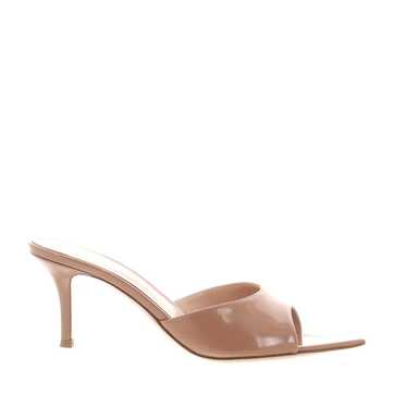 サンダル・ミュール GIANVITO ROSSI ELLE 70 MULES Gianvito Rossi – Elle Mule 70 – Black | Carla Saint-Barth