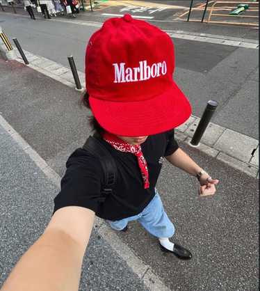 Marlboro コーデュロイキャップ 赤 Marlboro コーデュロイキャップ 赤 - メルカリ