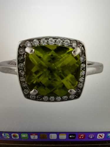 Estate 18K Peridot And Diamond Ring 4.75