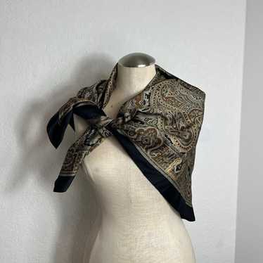 Tie rack art of - Gem