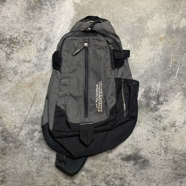 2000s Vexed Generation x Yak Pak Crossbody Bag - Size L