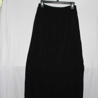 Worthington Essentials Black Crinkle Skirt
