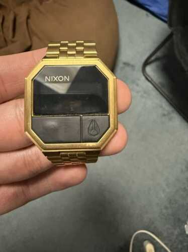 Nixon watch - Gem