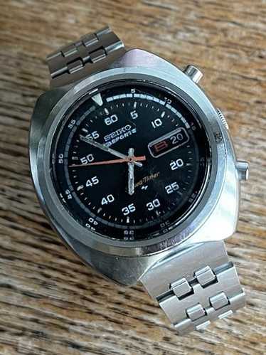 SEIKO 5 SPORTS SPEED TIMER 1975年製 1975 Seiko 5 Sports Speedtimer Flyback Chronograph (Ref