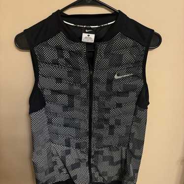 NIKE ナイキ AEROLOFT FLASH VEST レディース Mサイズ Nike Flash :: Light Up Your Run