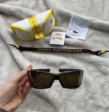 Vuitton sunglasses cup - Gem
