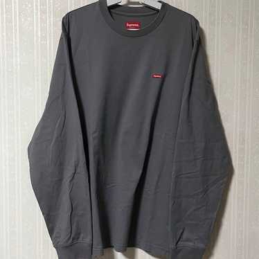 24FW Supreme Small Box L/S Tee charcoal Supreme Small Box L S Tee (FW22) - $68