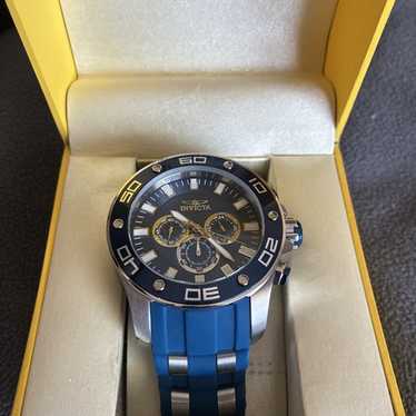 看板的モデル★青金★クロノグラフ INVICTA Pro Diver 35416 Pro Diver model 35416 | InvictaWatch.com