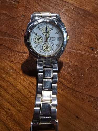 Seiko chronograph v657 - Gem