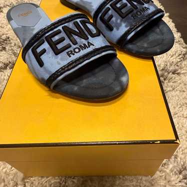 【FENDI】フェンディ サンシャイン スライドサンダル★ブルー Fendi blue slide - Gem