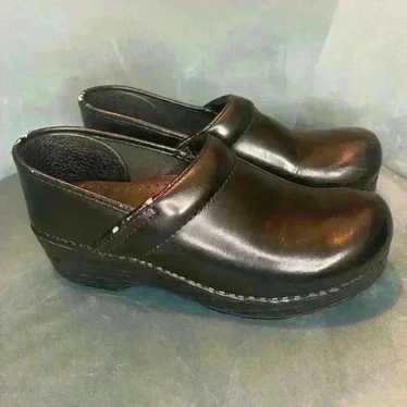 Dansko Clogs Size 38