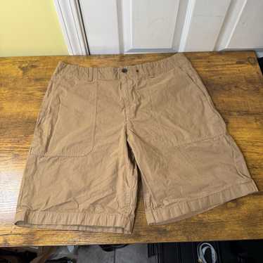 Rag & Bone Tan Cargo Shorts With Classic Design