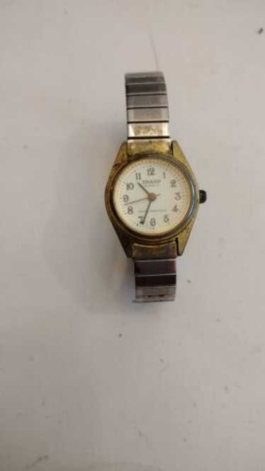 Sharp quartz vintage watch - Gem