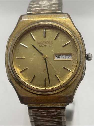デッドストックRICOH リコー　シャトー QUARTZ ゴールド Vintage Ricoh Quartz Ladies Watch Push Button Time Adjust - Etsy