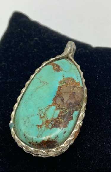 .925 Sterling Silver Turquoise Oval Pendant